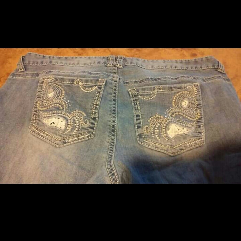 Rue 21 capris